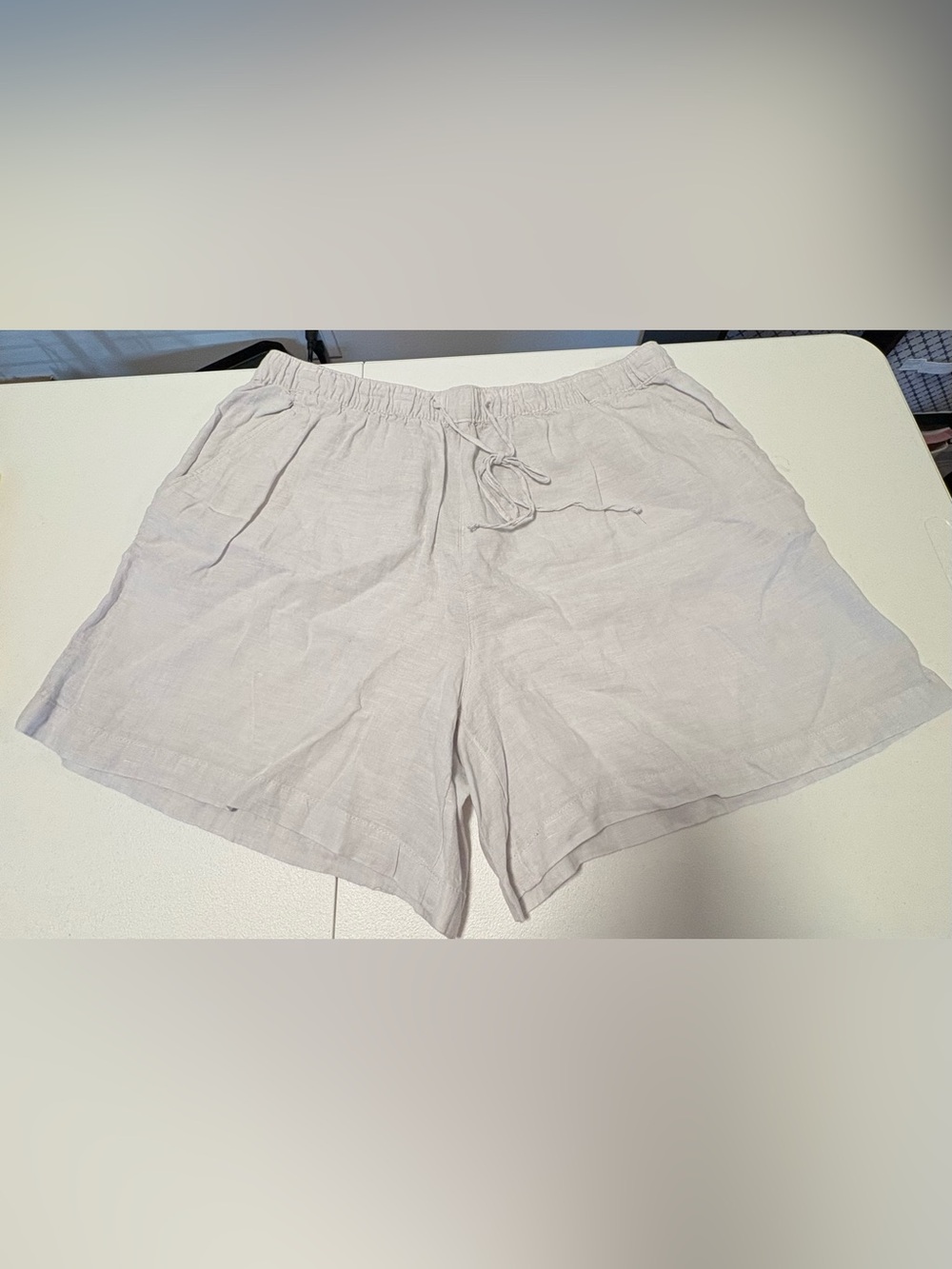 Tahari linen shorts elastic waist pull on shorts casual closet staple resort